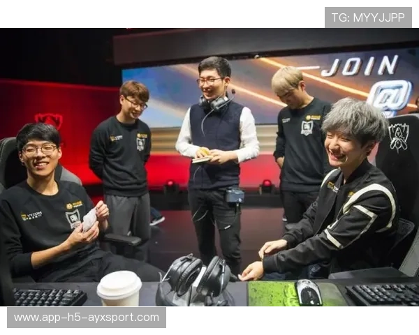 吉亚索夫试训新教练，备战方向或将调整